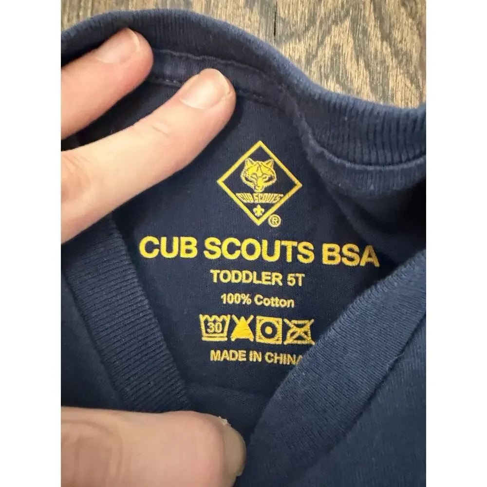 Cub Scout Lion Navy Blue T-shirt Sz 5at